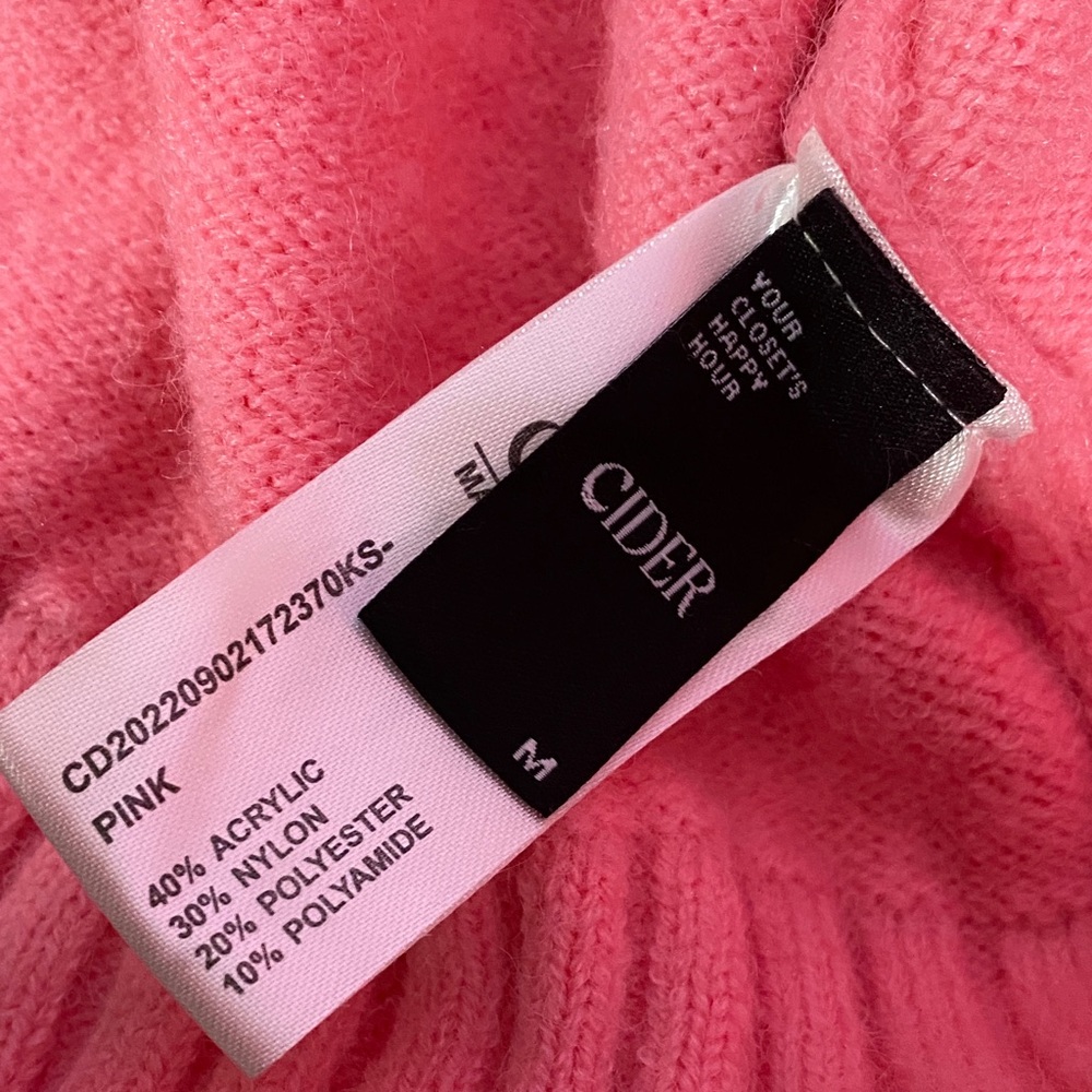 Cider Women’s Heart Texture Knit Sweater Size M Pink Cozy Great Condition - Picture 10 of 10